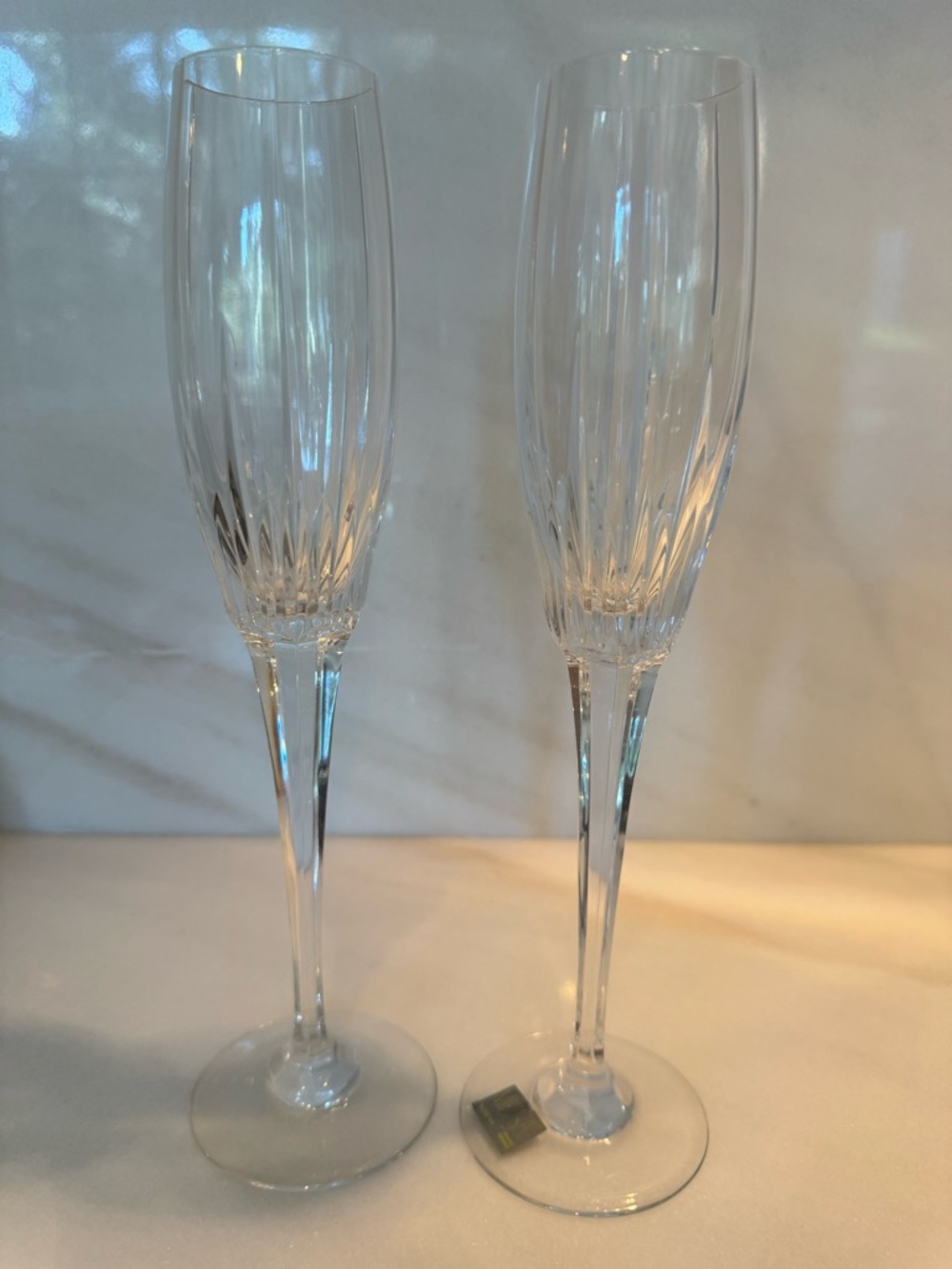 🥂 Two NEW Fluted Champagne Glasses Flutes Arctic Lights
by MIKASA Discontinued